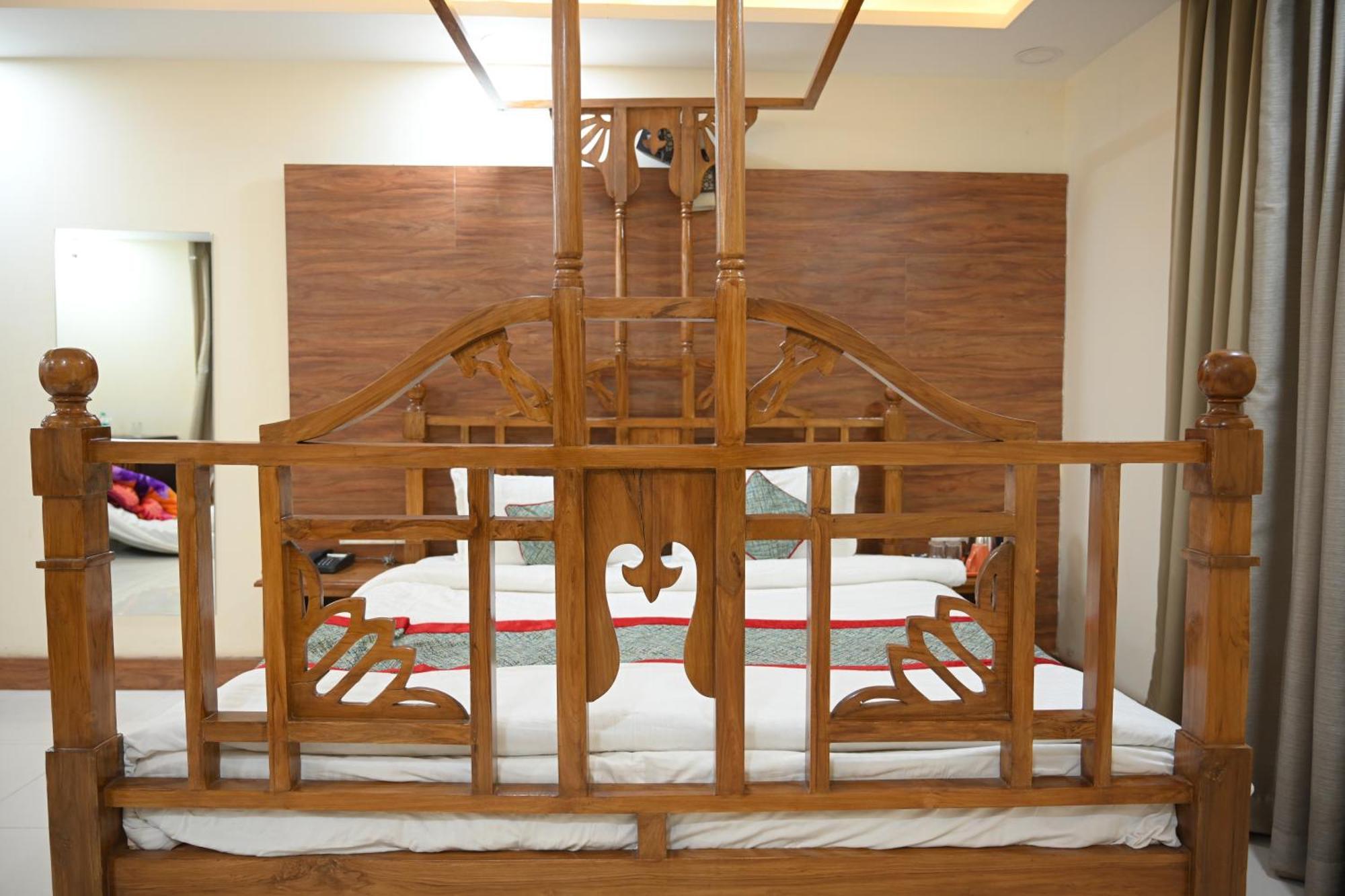 Orchha Club And Resort - Ocr Eksteriør bilde