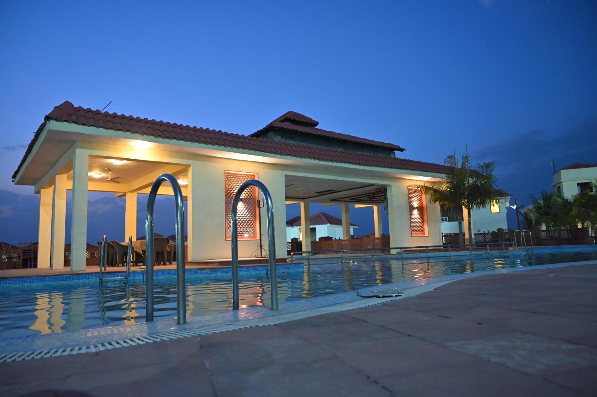 Orchha Club And Resort - Ocr Eksteriør bilde