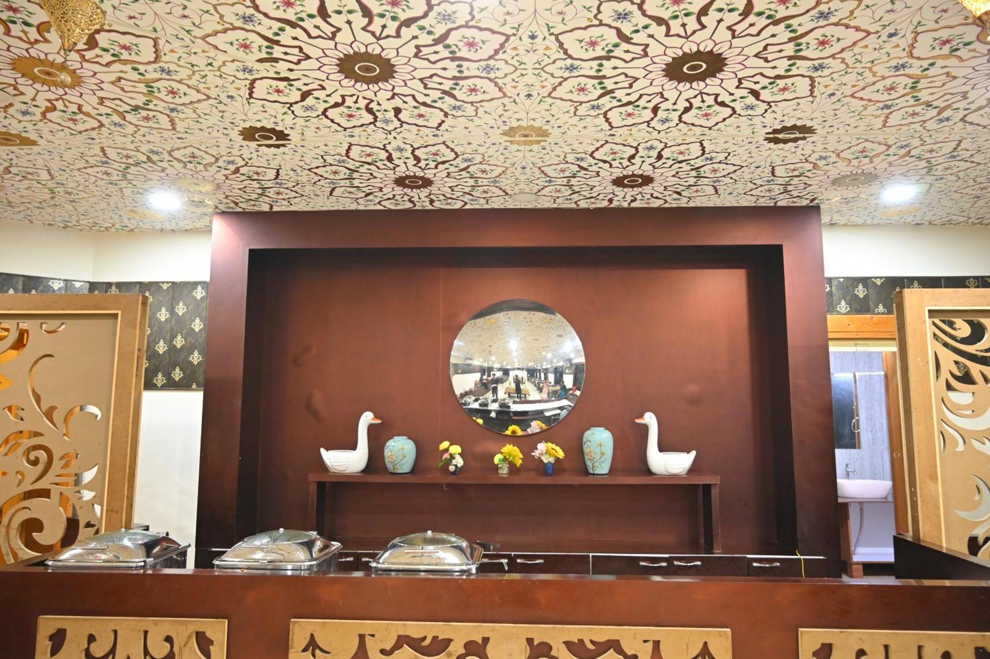 Orchha Club And Resort - Ocr Eksteriør bilde