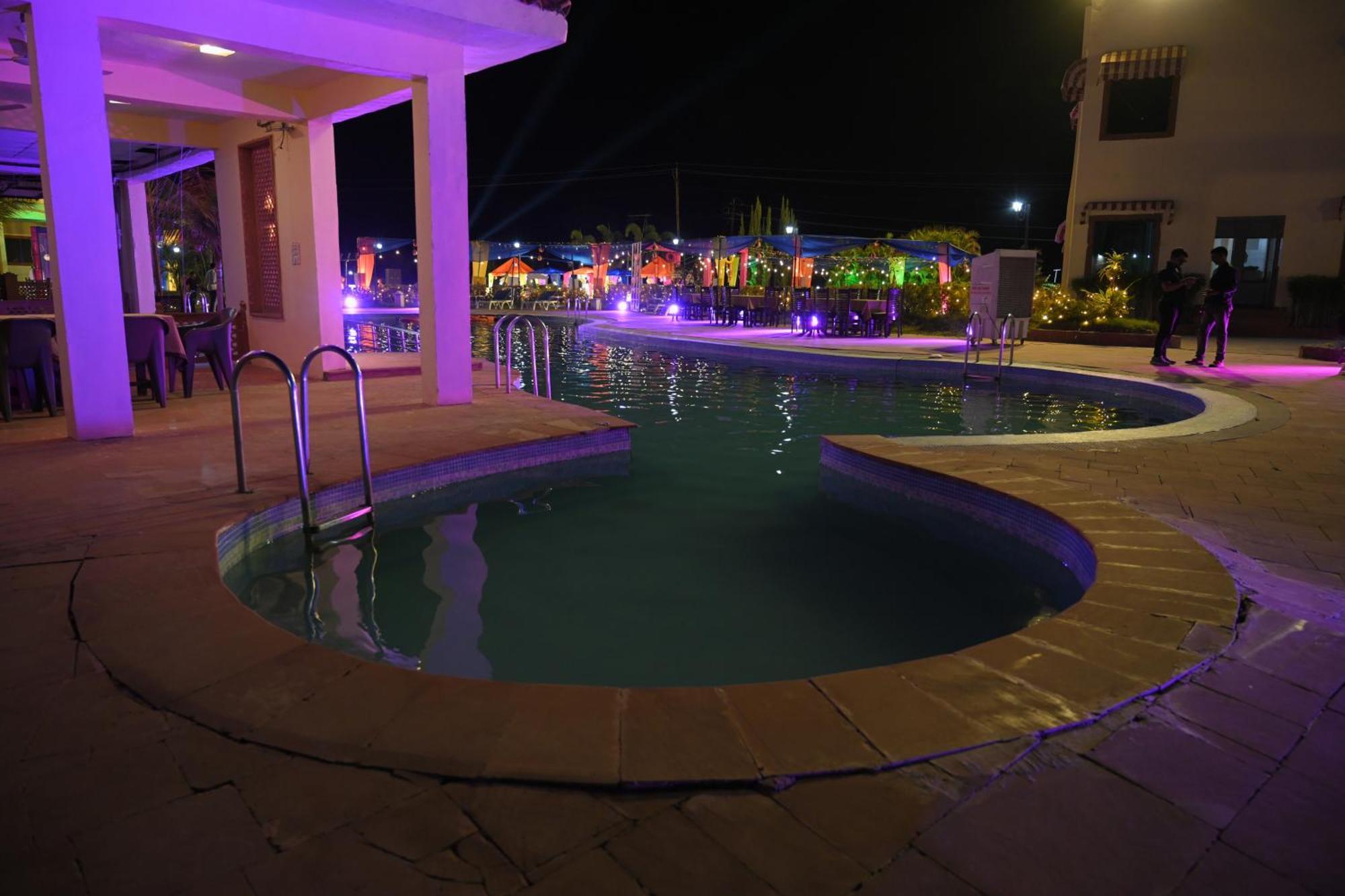 Orchha Club And Resort - Ocr Eksteriør bilde