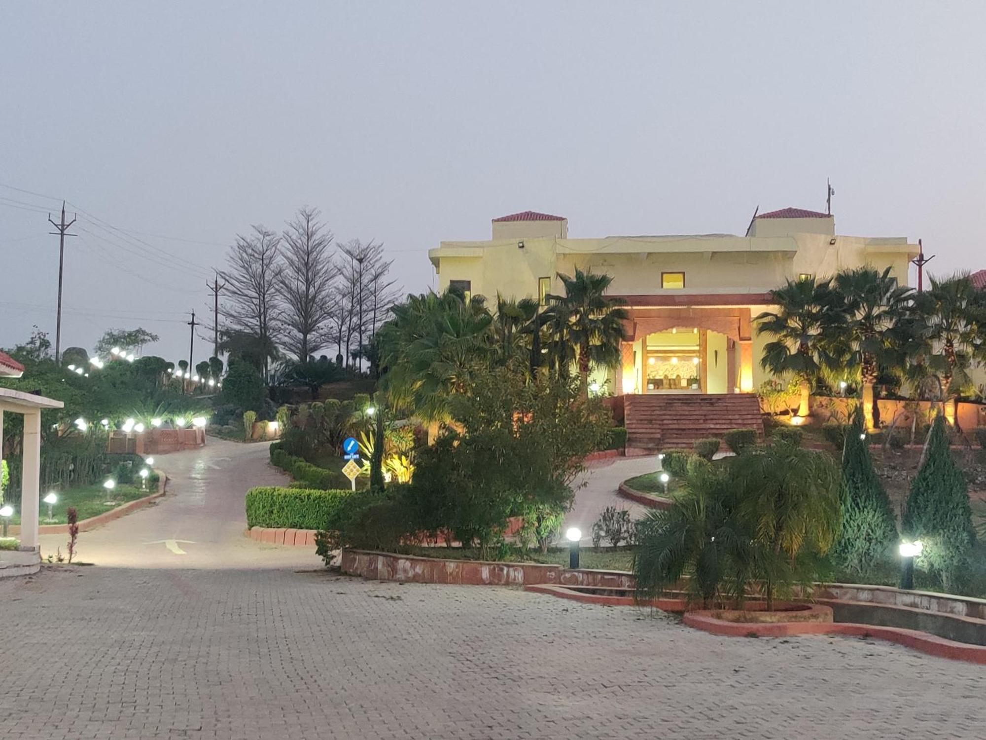 Orchha Club And Resort - Ocr Eksteriør bilde